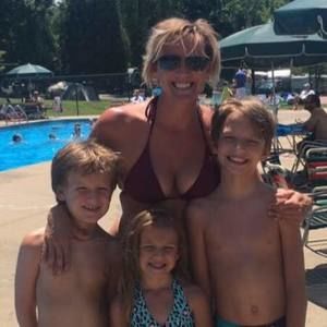 Meet your Posher, Paula